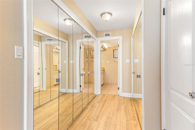 400 ISLAND WAY 212, Clearwater Beach, FL 33767