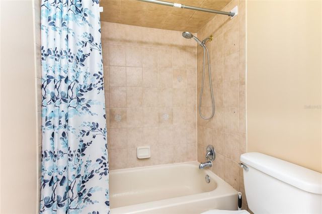 400 ISLAND WAY 212, Clearwater Beach, FL 33767