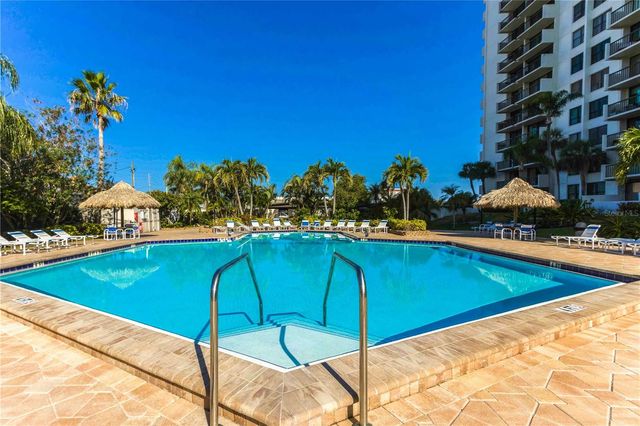 400 ISLAND WAY 212, Clearwater Beach, FL 33767