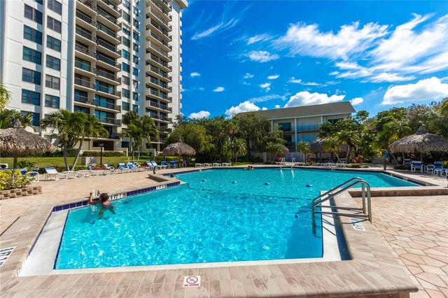 400 ISLAND WAY 212, Clearwater Beach, FL 33767