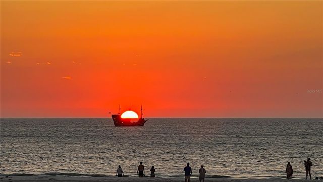 400 ISLAND WAY 212, Clearwater Beach, FL 33767
