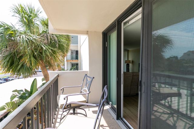 400 ISLAND WAY 212, Clearwater Beach, FL 33767