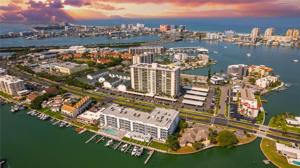 400 ISLAND WAY 212, Clearwater Beach, FL 33767