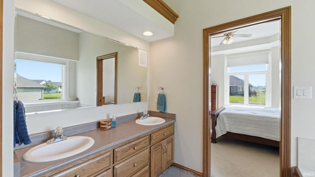1506 Bell Brook Boulevard, Bluffton, IN 46714