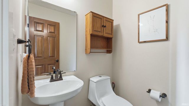 1506 Bell Brook Boulevard, Bluffton, IN 46714