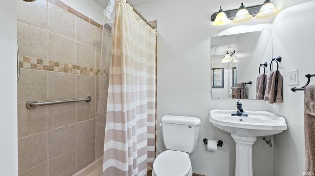 1506 Bell Brook Boulevard, Bluffton, IN 46714