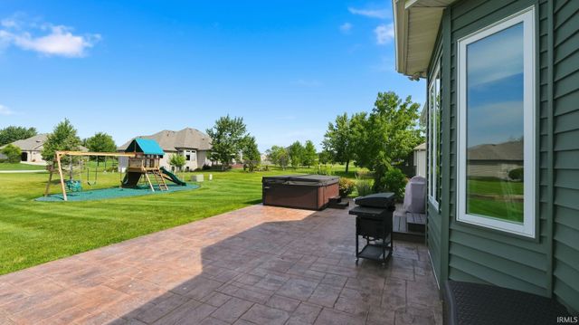 1506 Bell Brook Boulevard, Bluffton, IN 46714