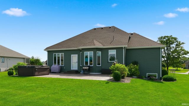 1506 Bell Brook Boulevard, Bluffton, IN 46714