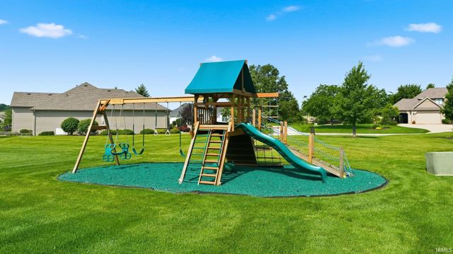 1506 Bell Brook Boulevard, Bluffton, IN 46714