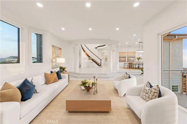 857 Avenida Acapulco, San Clemente, CA 92672