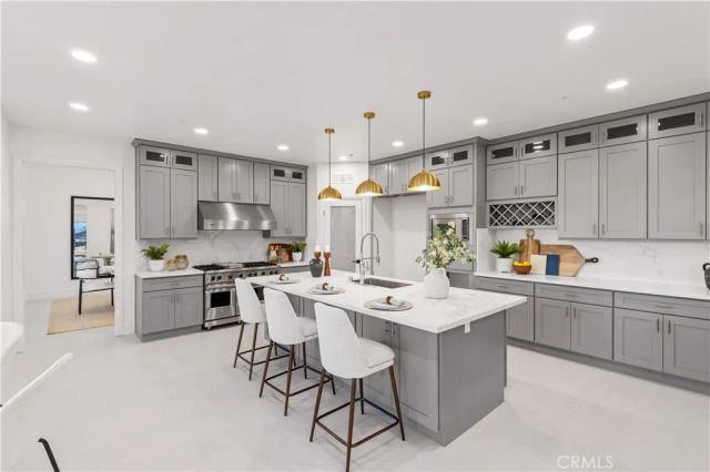 857 Avenida Acapulco, San Clemente, CA 92672