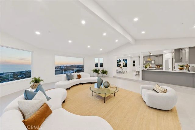 857 Avenida Acapulco, San Clemente, CA 92672