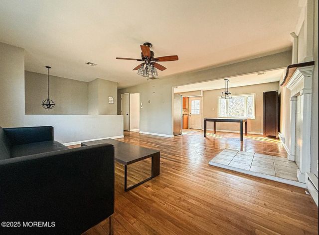 532 Frank Applegate Road, Jackson, NJ 08527