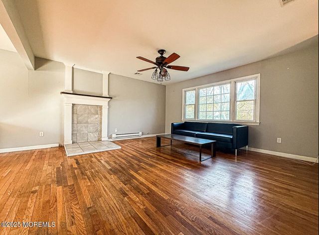 532 Frank Applegate Road, Jackson, NJ 08527