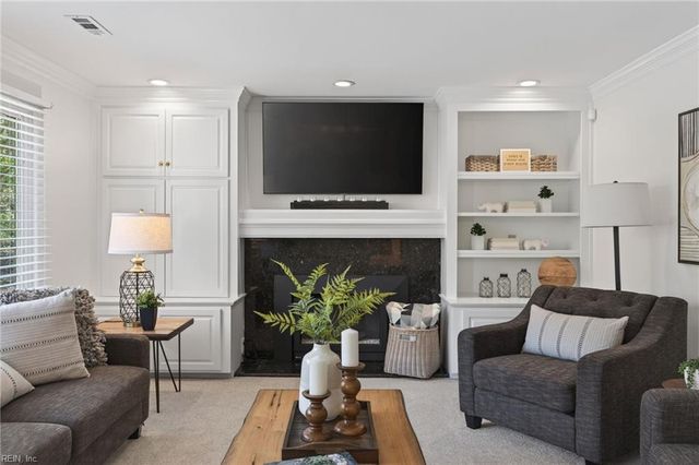 218 Fishneck Landing RD, Yorktown, VA 23692