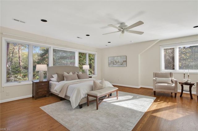 218 Fishneck Landing RD, Yorktown, VA 23692