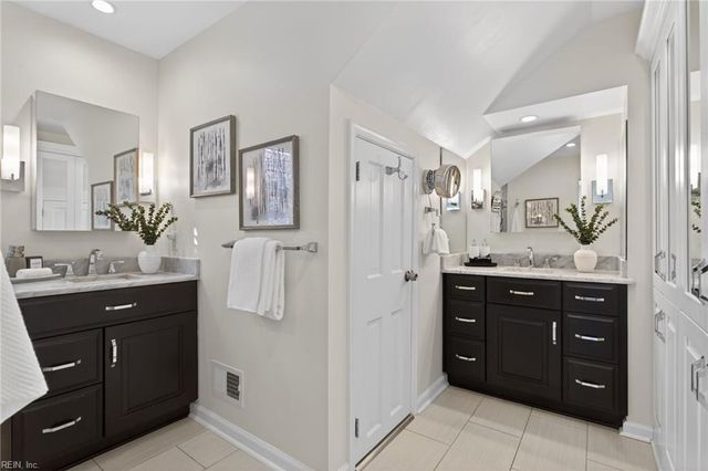 218 Fishneck Landing RD, Yorktown, VA 23692