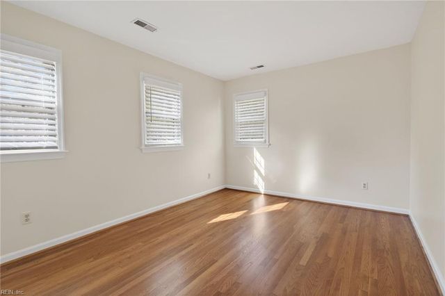 218 Fishneck Landing RD, Yorktown, VA 23692