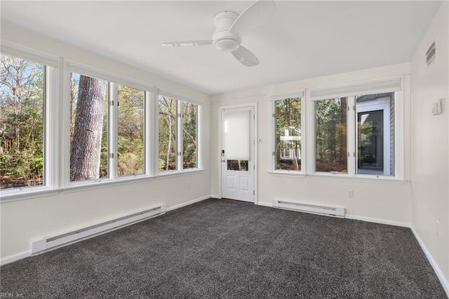 218 Fishneck Landing RD, Yorktown, VA 23692