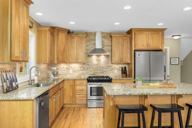 1636 Saunders Avenue, Saint Paul, MN 55116