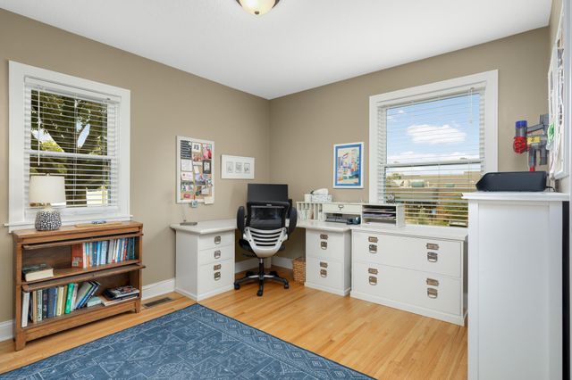 1636 Saunders Avenue, Saint Paul, MN 55116