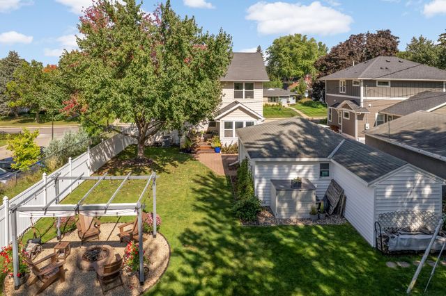 1636 Saunders Avenue, Saint Paul, MN 55116