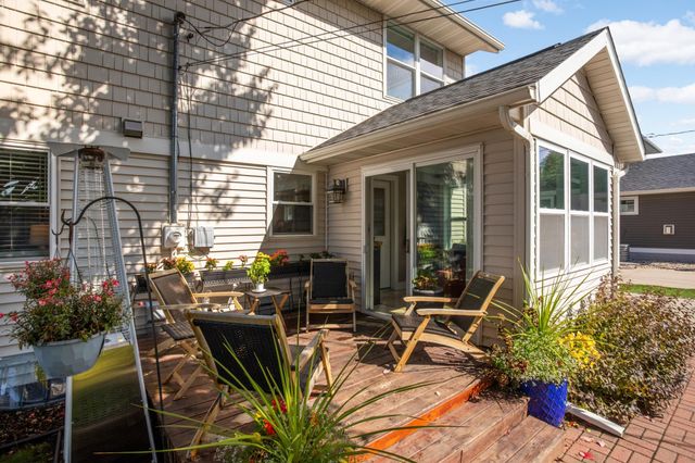 1636 Saunders Avenue, Saint Paul, MN 55116