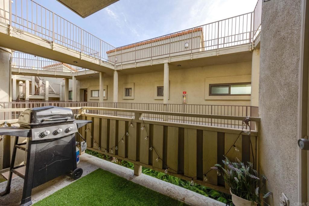 Image 18 of property listing at 5170 Clairemont Mesa Boulevard 14, San Diego, CA 92117