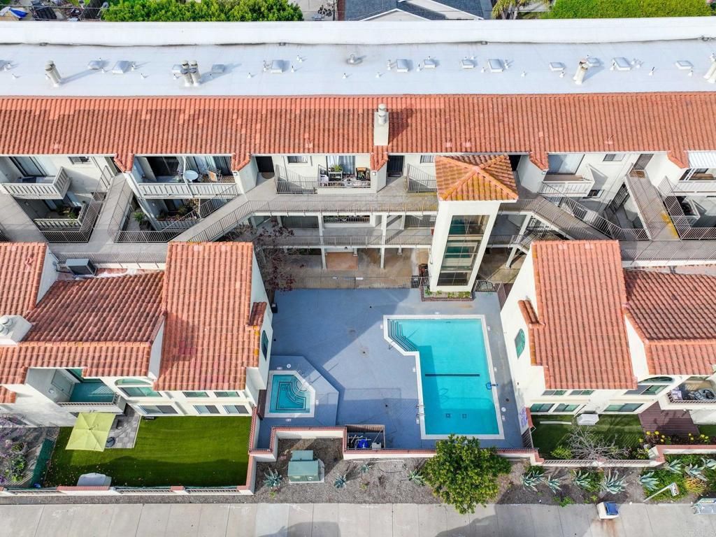 Image 29 of property listing at 5170 Clairemont Mesa Boulevard 14, San Diego, CA 92117