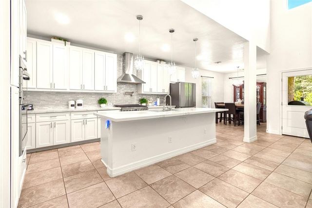 2007 Brookmont Drive, Conroe, TX 77301