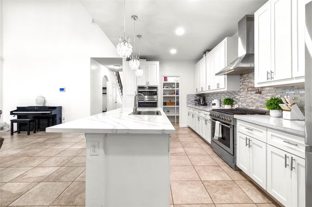 2007 Brookmont Drive, Conroe, TX 77301