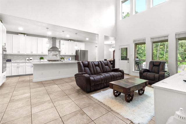 2007 Brookmont Drive, Conroe, TX 77301