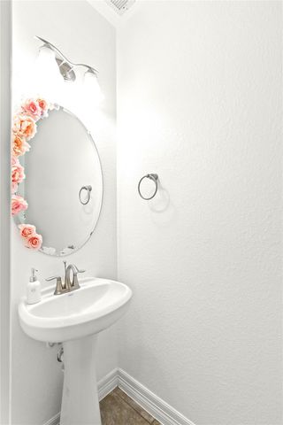 2007 Brookmont Drive, Conroe, TX 77301