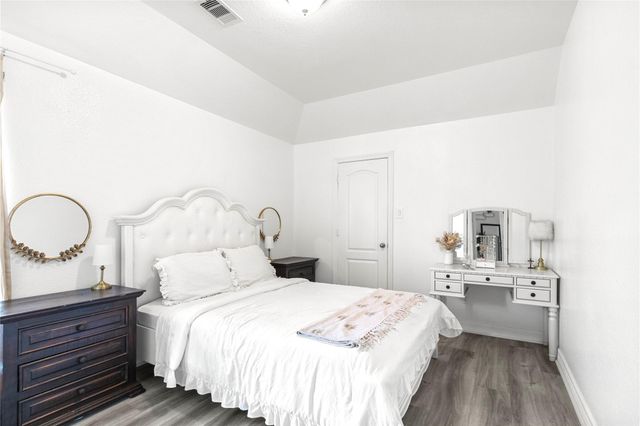 2007 Brookmont Drive, Conroe, TX 77301