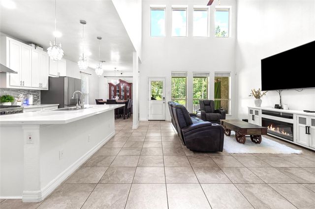 2007 Brookmont Drive, Conroe, TX 77301