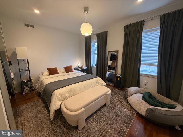 1533 SWAIN ST, Philadelphia, PA 19130