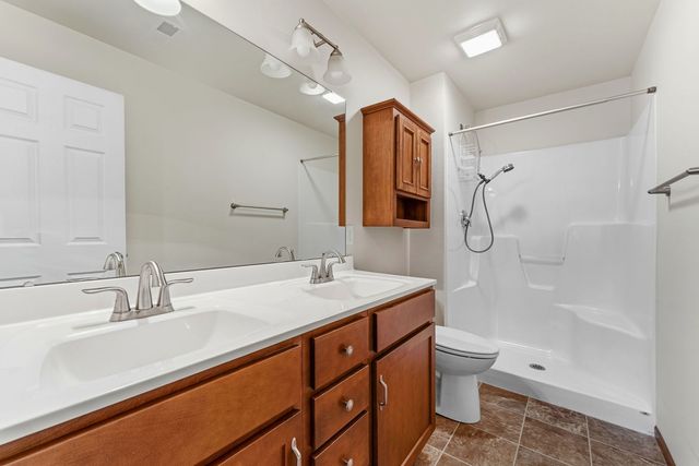 300 E Franklin Street 101, Eldridge, IA 52748