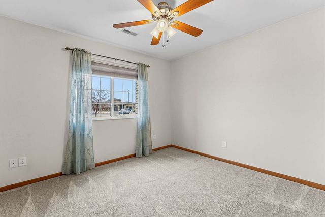 300 E Franklin Street 101, Eldridge, IA 52748