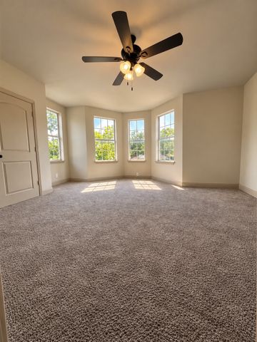 708 Essex Street, Fort Worth, TX 76105