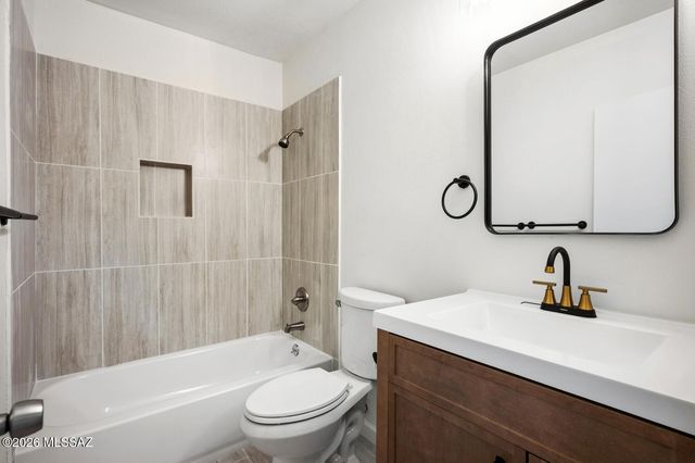 8080 E Speedway Blvd Unit 309, Tucson, AZ 85710