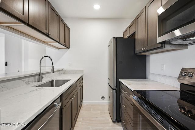 8080 E Speedway Blvd Unit 309, Tucson, AZ 85710