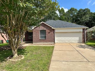 951 Doire Drive, Conroe, TX 77301