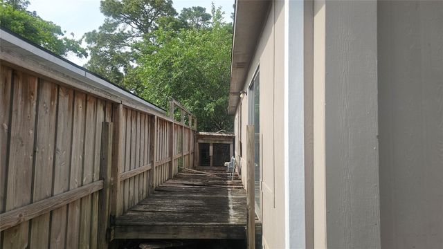 12011 Greencanyon Drive, Houston, TX 77044