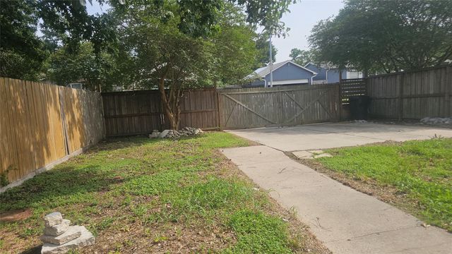 12011 Greencanyon Drive, Houston, TX 77044