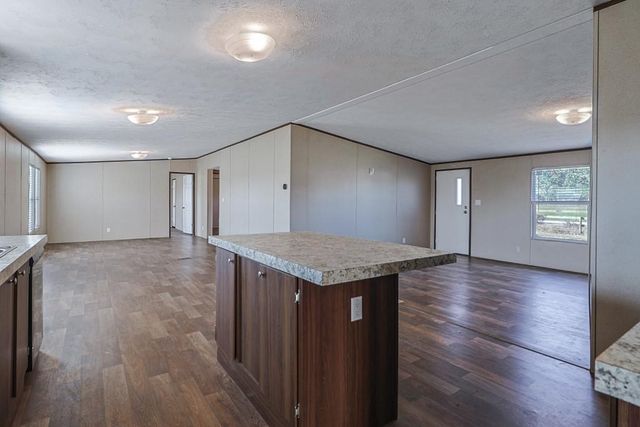 376 Red Fox, Franklin, TX 77856