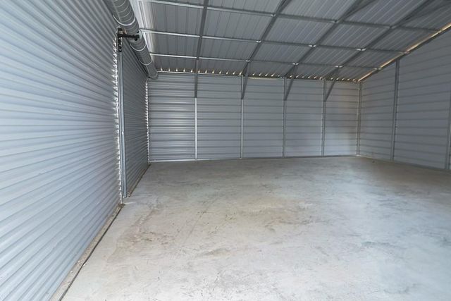 376 Red Fox, Franklin, TX 77856