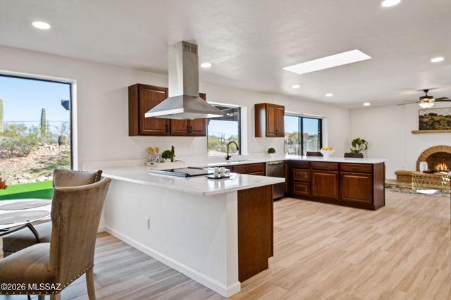 4330 N Paseo De Los Rancheros, Tucson, AZ 85745