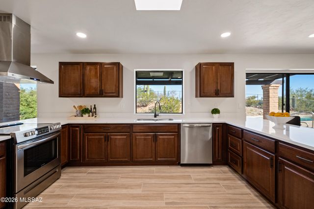 4330 N Paseo De Los Rancheros, Tucson, AZ 85745