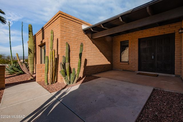 4330 N Paseo De Los Rancheros, Tucson, AZ 85745