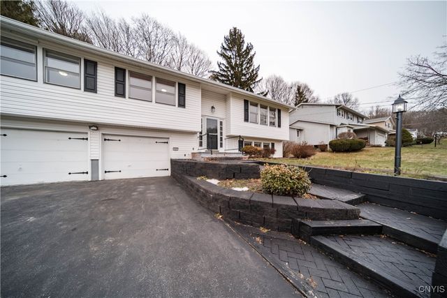 117 Emann Drive, Camillus, NY 13031